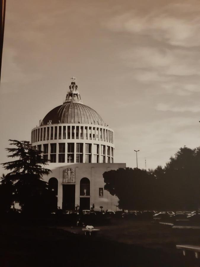 Roma Cinecitta Lägenhet Exteriör bild
